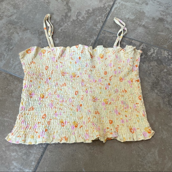 Ralph Ralph Lauren Yellow Floral Crop Tank Top - Picture 4 of 9